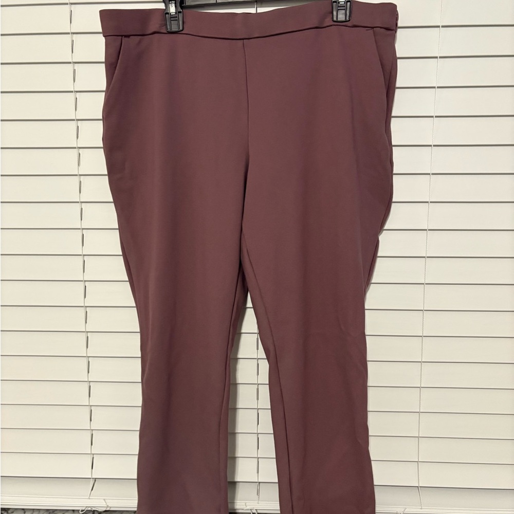 Lee Women's Dusty Rose Straight Leg Pants